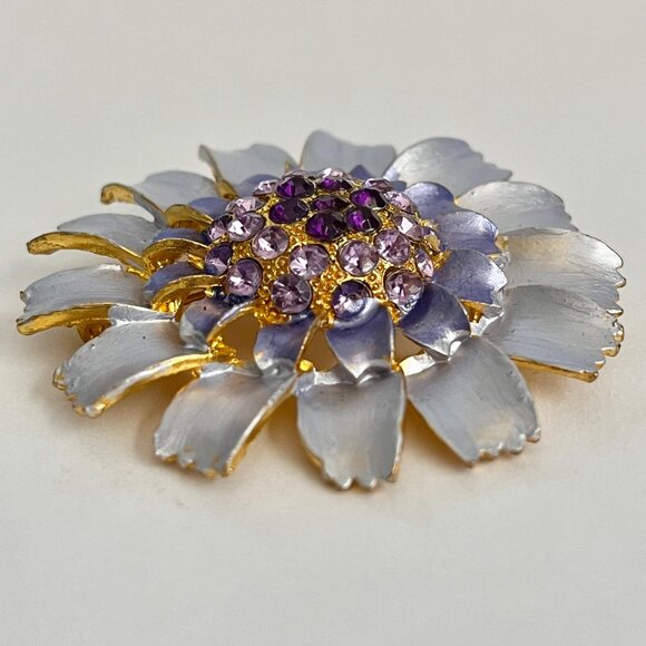 Vintage Flower Power Pin Brooch Lilac Purple Crystal Rhinestone Enamel Gold Tone - Picture 7 of 14